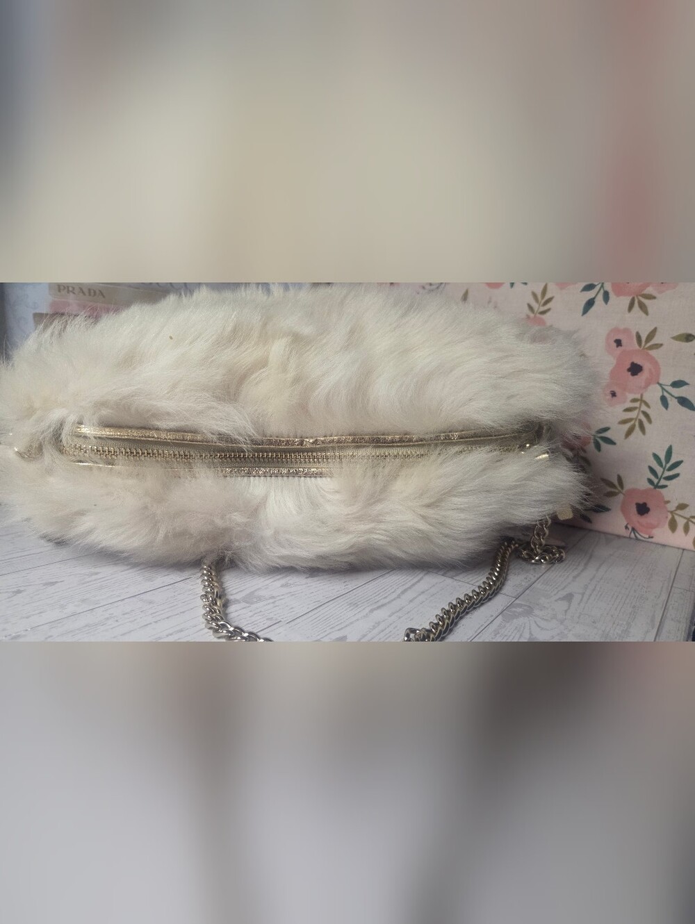 kate spade cream faux fur shoulder bag with gold chain strap - Picture 5 of 9